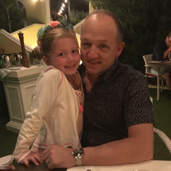 Meet your Posher, Cynthia - Picture 8 of 8